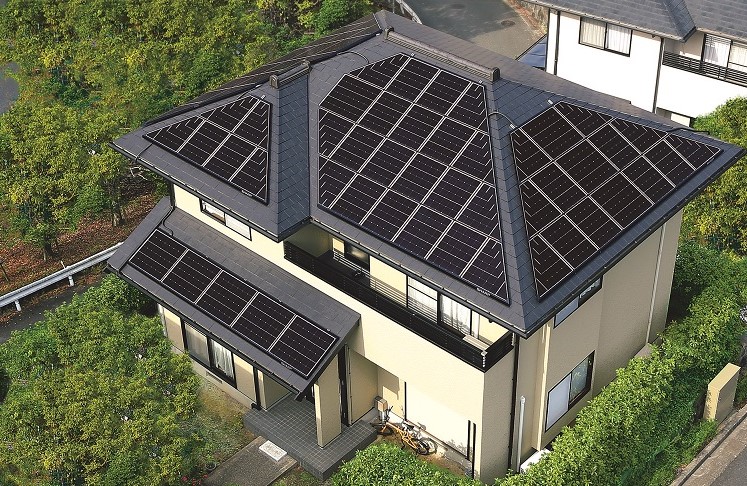 約84万軒の住宅で採用「シャープ 住宅用太陽電池モジュール」が